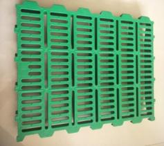 Swine plastic floor 400x600mm cross hole