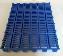 Swine plastic floor 600x600mm cross hole