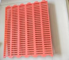 Swine plastic floor 700x600mm regular hole